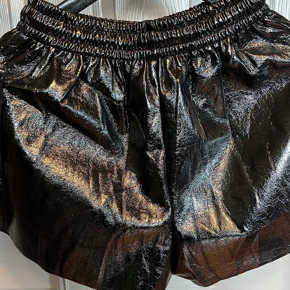 Short - Picture 5 of 8